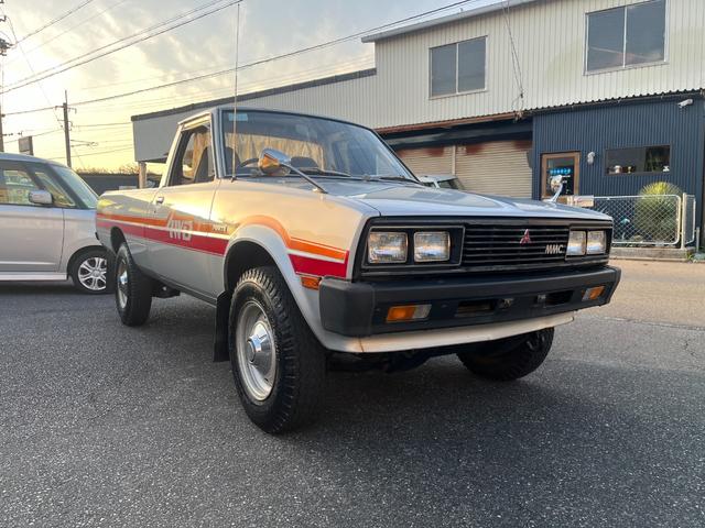 フォルテ フォルテトラック4WD/純正サイドデカール/実走行12000km/車検8年11月/純正ホイールキャップ/パワステ付き/取説&保証書/スペアーキー/(5枚目)