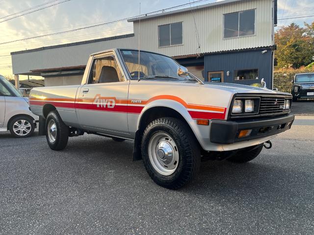 フォルテ フォルテトラック4WD/純正サイドデカール/実走行12000km/車検8年11月/純正ホイールキャップ/パワステ付き/取説&保証書/スペアーキー/(7枚目)