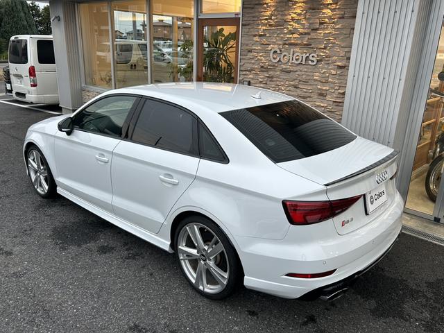 ＲＳ３ ベースグレード　フロントカーボンセラミックブレーキ／レザーシート（22枚目）