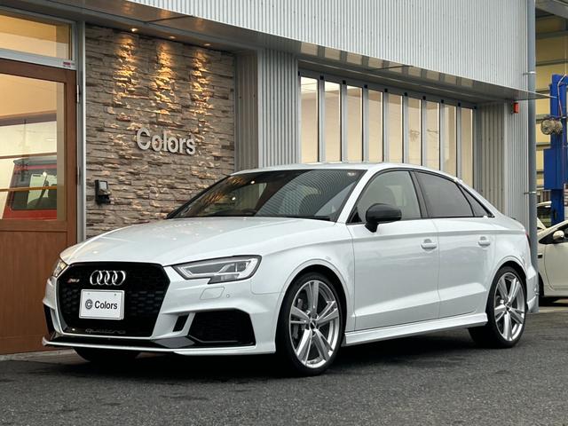 ＲＳ３ ベースグレード　フロントカーボンセラミックブレーキ／レザーシート（40枚目）