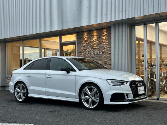ＲＳ３ ベースグレード　フロントカーボンセラミックブレーキ／レザーシート（47枚目）
