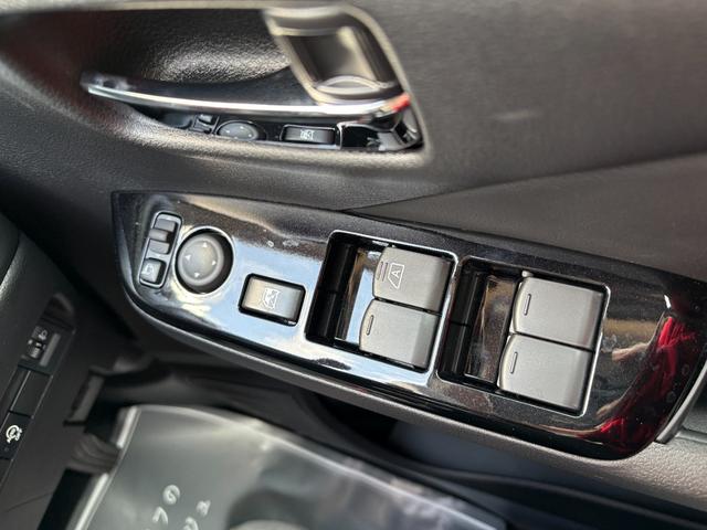 デイズ ハイウェイスター　Ｘ　届出済未使用車　衝突被害軽減ブレーキ　コーナーセンサー　スマートキー　アラウンドビューモニター　アイドリングストップ　ＬＥＤヘッドライト　アルミホイール　電動格納ドアミラー　光軸調整機能（18枚目）
