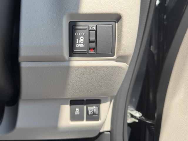Ｎ－ＢＯＸ ベースグレード　届出済未使用車　片側電動スライドドア　衝突被害軽減ブレーキ　コーナーセンサー　アダクティブクルーズコントロール　スマートキー　チップアップシート　アイドリングストップ　ＬＥＤ　電動格納ドアミラー（18枚目）