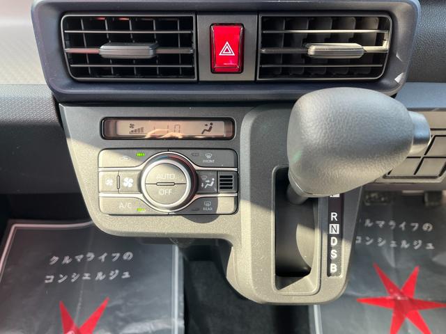 タント Ｌ　届出済未使用車　ワイドエントリーナビ　バックカメラ　両側スライドドア　衝突被害軽減ブレーキ　コーナーセンサー　スマートキー　ＬＥＤヘッドライト　電動格納ドアミラー　アイドリングストップ　オートエアコン（12枚目）