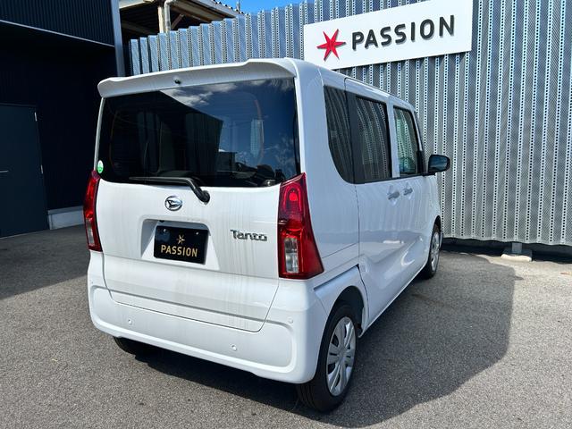 タント Ｌ　届出済未使用車　ワイドエントリーナビ　バックカメラ　両側スライドドア　衝突被害軽減ブレーキ　コーナーセンサー　スマートキー　ＬＥＤヘッドライト　電動格納ドアミラー　アイドリングストップ　オートエアコン（8枚目）