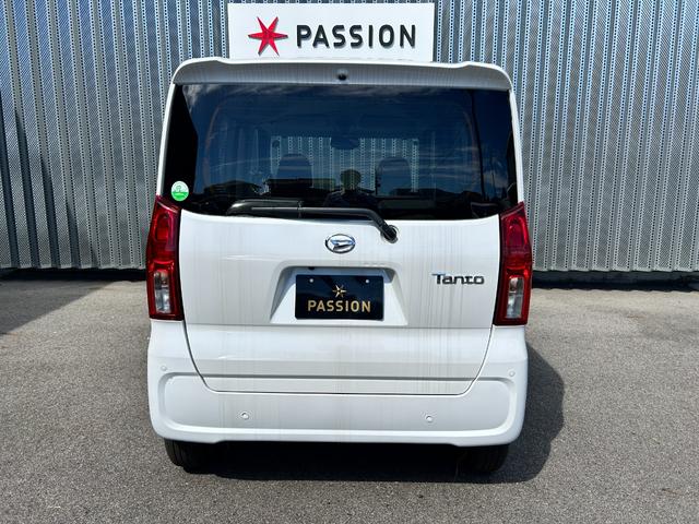 タント Ｌ　届出済未使用車　ワイドエントリーナビ　バックカメラ　両側スライドドア　衝突被害軽減ブレーキ　コーナーセンサー　スマートキー　ＬＥＤヘッドライト　電動格納ドアミラー　アイドリングストップ　オートエアコン（9枚目）