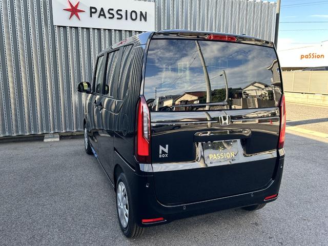 Ｎ－ＢＯＸ ベースグレード　届出済未使用車　片側電動スライドドア　衝突被害軽減ブレーキ　コーナーセンサー　アダクティブクルーズコントロール　スマートキー　チップアップシート　アイドリングストップ　ＬＥＤ　電動格納ドアミラー（10枚目）