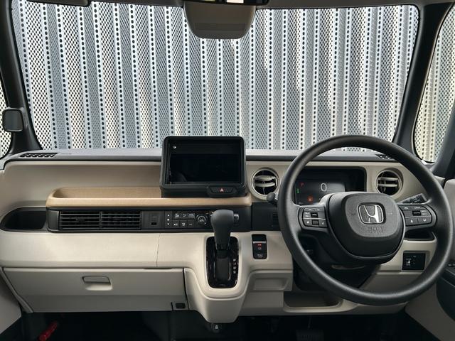 Ｎ－ＢＯＸ ベースグレード　届出済未使用車　片側電動スライドドア　衝突被害軽減ブレーキ　コーナーセンサー　アダクティブクルーズコントロール　スマートキー　チップアップシート　アイドリングストップ　ＬＥＤ　電動格納ドアミラー（12枚目）