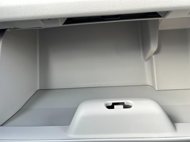 Ｎ－ＢＯＸ ベースグレード　届出済未使用車　片側電動スライドドア　衝突被害軽減ブレーキ　コーナーセンサー　アダクティブクルーズコントロール　スマートキー　チップアップシート　アイドリングストップ　ＬＥＤ　電動格納ドアミラー（20枚目）
