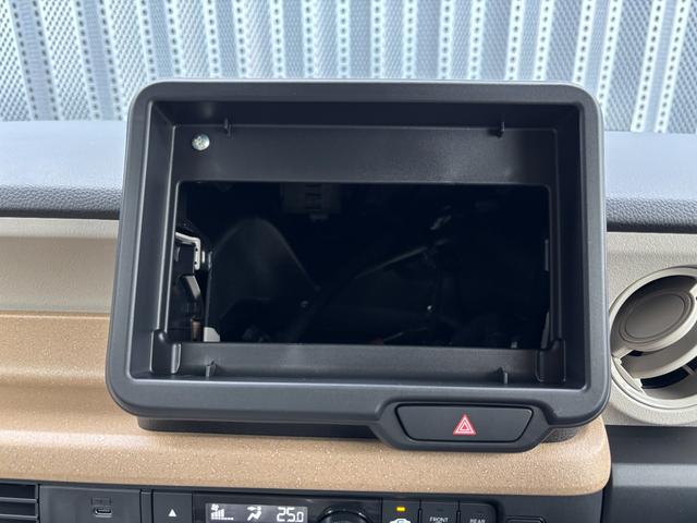 Ｎ－ＢＯＸ ベースグレード　届出済未使用車　片側電動スライドドア　衝突被害軽減ブレーキ　コーナーセンサー　アダクティブクルーズコントロール　スマートキー　チップアップシート　アイドリングストップ　ＬＥＤ　電動格納ドアミラー（20枚目）