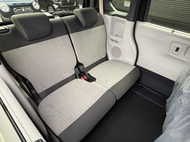 Ｎ－ＢＯＸ ベースグレード　届出済未使用車　片側電動スライドドア　衝突被害軽減ブレーキ　コーナーセンサー　アダクティブクルーズコントロール　スマートキー　チップアップシート　アイドリングストップ　ＬＥＤ　電動格納ドアミラー（23枚目）