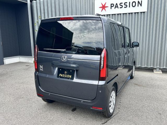 Ｎ－ＢＯＸ ベースグレード　届出済未使用車　片側電動スライドドア　衝突被害軽減ブレーキ　コーナーセンサー　アダクティブクルーズコントロール　スマートキー　チップアップシート　アイドリングストップ　ＬＥＤ　電動格納ドアミラー（8枚目）