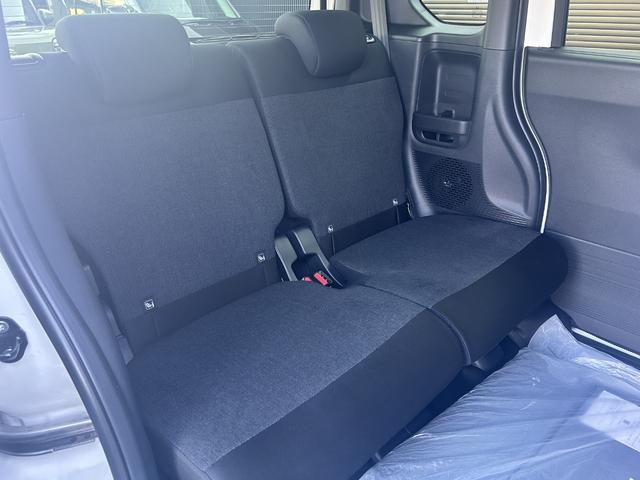 Ｎ－ＢＯＸカスタム ベースグレード　届出済未使用車　片側電動スライドドア　衝突被害軽減ブレーキ　コーナーセンサー　アダクティブクルーズコントロール　アイドリングストップ　アルミホイール　スマートキー　シートヒーター　ＬＥＤヘッドライト（22枚目）