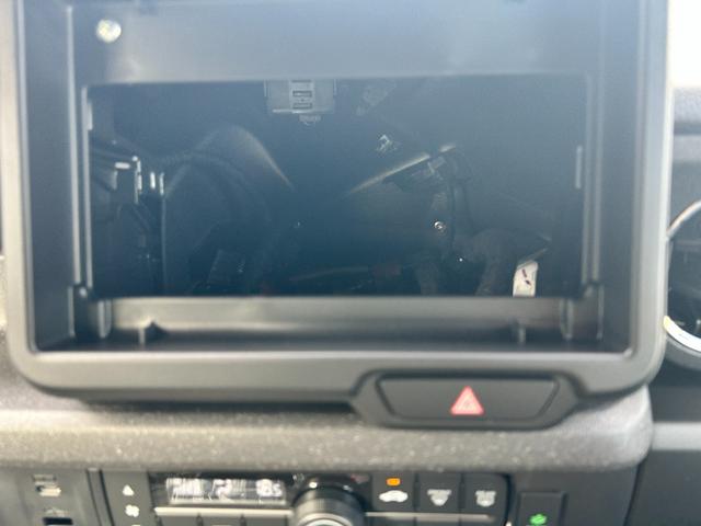 Ｎ－ＢＯＸカスタム ベースグレード　届出済未使用車　片側電動スライドドア　衝突被害軽減ブレーキ　コーナーセンサー　アダクティブクルーズコントロール　アイドリングストップ　アルミホイール　スマートキー　シートヒーター　ＬＥＤヘッドライト（19枚目）