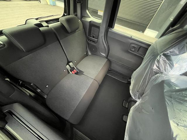 Ｎ－ＢＯＸカスタム ベースグレード　届出済未使用車　片側電動スライドドア　衝突被害軽減ブレーキ　コーナーセンサー　アダクティブクルーズコントロール　アイドリングストップ　アルミホイール　スマートキー　シートヒーター　ＬＥＤヘッドライト（21枚目）