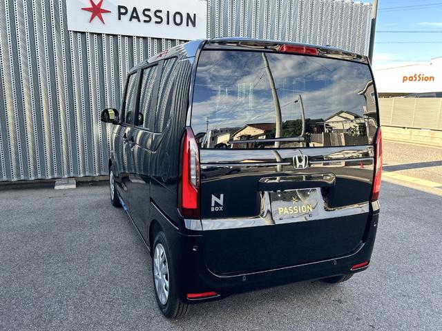 Ｎ－ＢＯＸ ベースグレード　届出済未使用車　片側電動スライドドア　衝突被害軽減ブレーキ　コーナーセンサー　アダクティブクルーズコントロール　スマートキー　チップアップシート　アイドリングストップ　ＬＥＤ　電動格納ドアミラー（10枚目）