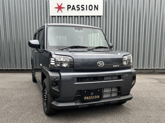 タフト Ｘ　届出済未使用車　衝突被害軽減ブレーキ　コーナーセンサー　スマートキー　電子パーキング　電動格納ドアミラー　アイドリングストップ　バックカメラ　横滑り防止機能　光軸調整機能　ＬＥＤヘッドライト（7枚目）