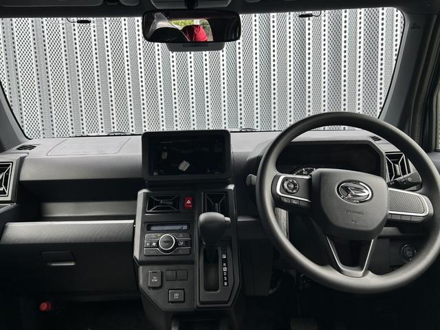タフト Ｘ　届出済未使用車　衝突被害軽減ブレーキ　コーナーセンサー　スマートキー　電子パーキング　電動格納ドアミラー　アイドリングストップ　バックカメラ　横滑り防止機能　光軸調整機能　ＬＥＤヘッドライト（12枚目）