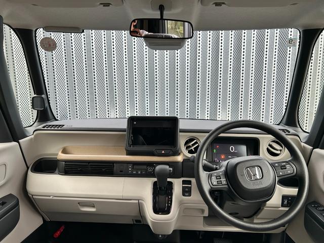 Ｎ－ＢＯＸ ベースグレード　届出済未使用車　片側電動スライドドア　衝突被害軽減ブレーキ　コーナーセンサー　アダクティブクルーズコントロール　スマートキー　チップアップシート　アイドリングストップ　ＬＥＤ　電動格納ドアミラー（12枚目）