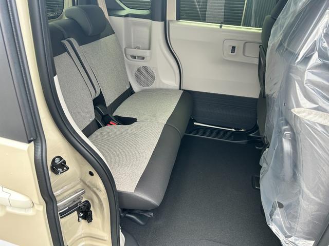 Ｎ－ＢＯＸ ファッションスタイル　届出済未使用車　片側電動スライドドア　衝突被害軽減ブレーキ　コーナーセンサー　アダクティブクルーズコントロール　スマートキー　シートヒーター　バックカメラ　電動格納ドアミラー　ＬＥＤヘッドライト（21枚目）