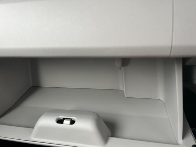 N-BOX ベースグレード 届出済未使用車 片側電動スライドドア 衝突被害軽減ブレーキ コーナーセンサー アダクティブクルーズコントロール スマートキー チップアップシート アイドリングストップ LED 電動格納ドアミラー(20枚目)