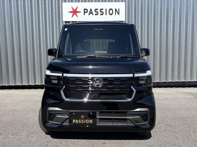 Ｎ－ＢＯＸカスタム ベースグレード　届出済未使用車　片側電動スライドドア　衝突被害軽減ブレーキ　コーナーセンサー　アダクティブクルーズコントロール　アイドリングストップ　アルミホイール　スマートキー　シートヒーター　ＬＥＤヘッドライト（5枚目）