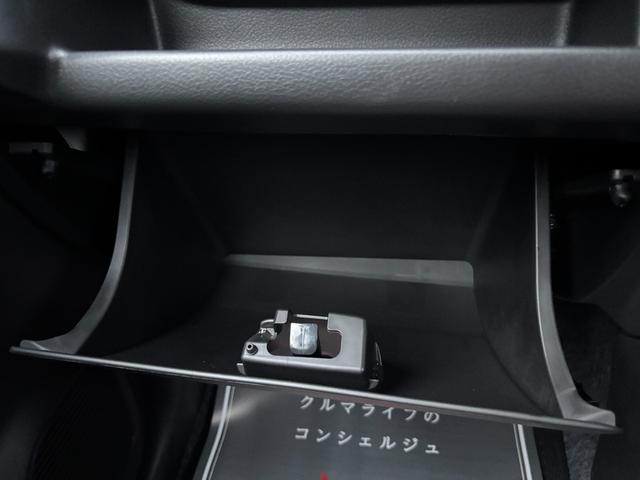 アルト Ｌ　届出済未使用車　衝突被害軽減ブレーキ　コーナーセンサー　キーレスエントリー　シートヒーター　アイドリングストップ　電動格納ドアミラー　パワーウインドウ　横滑り防止機能　マニュアルエアコン（17枚目）