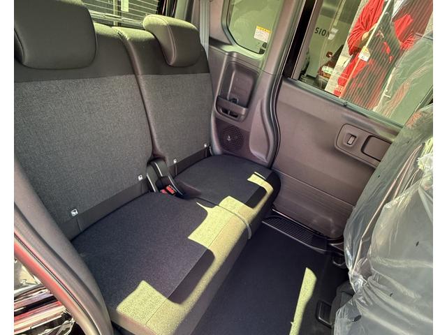 N-BOXカスタム ベースグレード 届出済未使用車 片側電動スライドドア 衝突被害軽減ブレーキ コーナーセンサー アダクティブクルーズコントロール アイドリングストップ アルミホイール スマートキー シートヒーター LEDヘッドライト(22枚目)
