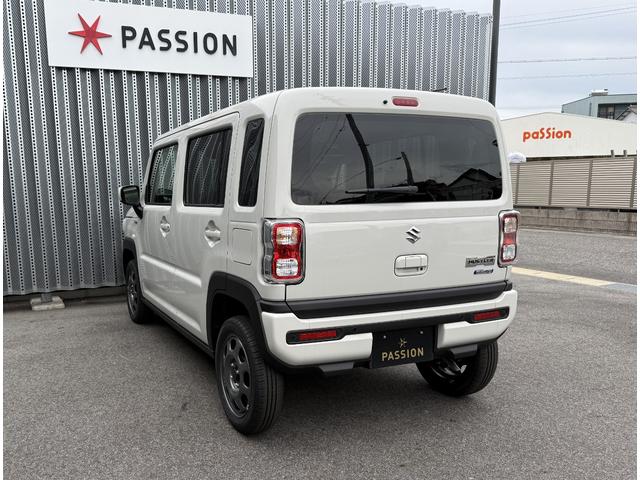 ハスラー ハイブリッドＧ　届出済未使用車　衝突被害軽減ブレーキ　コーナーセンサー　スマートキー　シートヒーター　電動格納ドアミラー　横滑り防止機能　光軸調整機能　アイドリングストップ　アダクティブクルーズコントロール（9枚目）