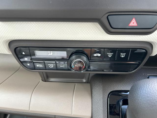 N-WGN G 届出済未使用車 衝突被害軽減ブレーキ コーナーセンサー スマートキー 電動格納ドアミラー アイドリングストップ アダクティブクルーズコントロール 横滑り防止機能 ベンチシート オートエアコン(13枚目)