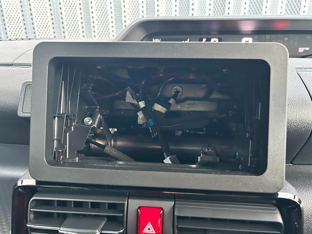 タント カスタムＸ　届出済未使用車　両側電動スライドドア　衝突被害軽減ブレーキ　コーナーセンサー　スマートキー　シートヒーター　アイドリングストップ　バックカメラ　ＬＥＤヘッドライト　電動格納ドアミラー（19枚目）