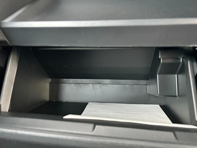 タント カスタムＸ　届出済未使用車　両側電動スライドドア　衝突被害軽減ブレーキ　コーナーセンサー　スマートキー　シートヒーター　アイドリングストップ　バックカメラ　ＬＥＤヘッドライト　電動格納ドアミラー（20枚目）