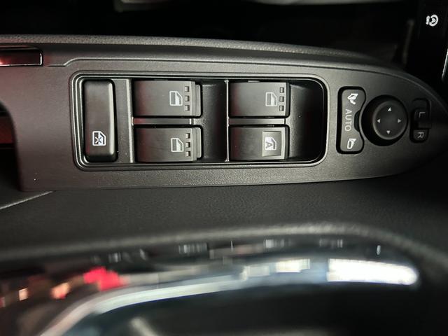 タント カスタムＸ　届出済未使用車　両側電動スライドドア　衝突被害軽減ブレーキ　コーナーセンサー　スマートキー　シートヒーター　アイドリングストップ　バックカメラ　ＬＥＤヘッドライト　電動格納ドアミラー（21枚目）