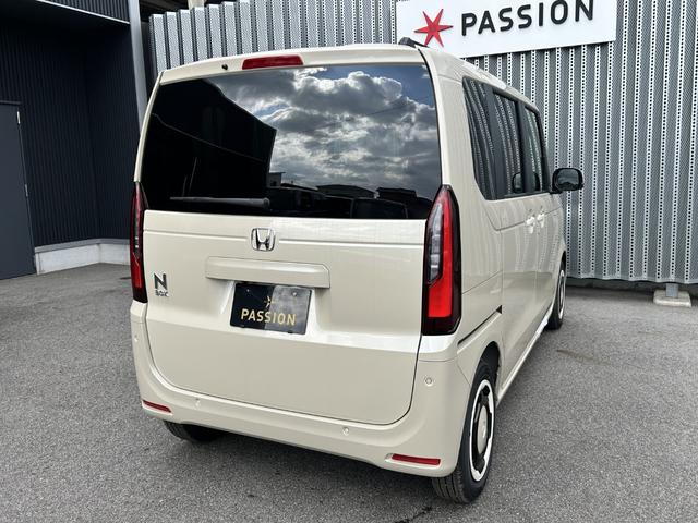 N-BOX ファッションスタイル 届出済未使用車 両側電動スライドドア 衝突被害軽減ブレーキ コーナーセンサー アダクティブクルーズコントロール スマートキー シートヒーター バックカメラ 電動格納ドアミラー LEDヘッドライト(8枚目)