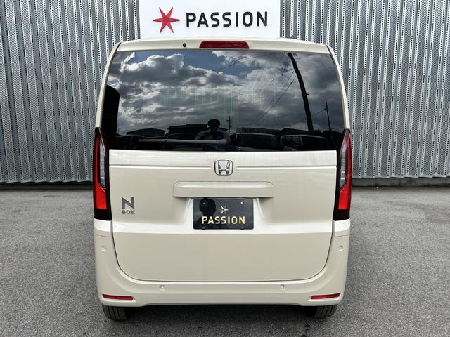 N-BOX ファッションスタイル 届出済未使用車 両側電動スライドドア 衝突被害軽減ブレーキ コーナーセンサー アダクティブクルーズコントロール スマートキー シートヒーター バックカメラ 電動格納ドアミラー LEDヘッドライト(9枚目)