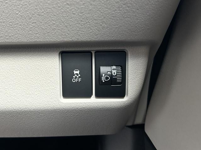 N-BOX ファッションスタイル 届出済未使用車 両側電動スライドドア 衝突被害軽減ブレーキ コーナーセンサー アダクティブクルーズコントロール スマートキー シートヒーター バックカメラ 電動格納ドアミラー LEDヘッドライト(19枚目)