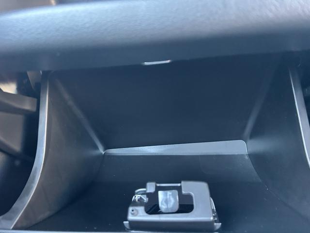 アルト A 車検10年1月 衝突被害軽減ブレーキ コーナーセンサー キーレスエントリー アイドリングストップ サイドカーテンエアバッグ マニュアルエアコン パワーウインドウ セキュリティアラーム 保証あり(19枚目)