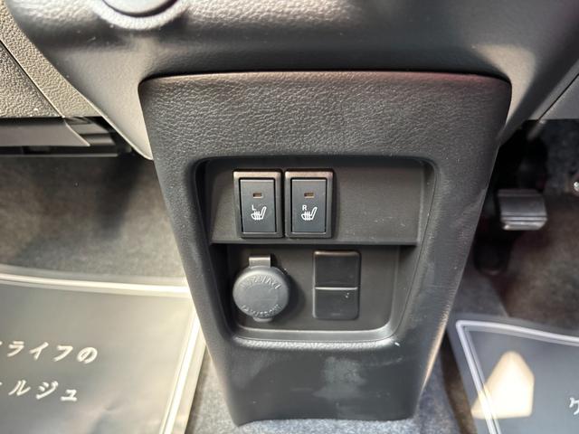 ★自動車保険もお任せ★　保険の専門店【保険のはなこ】には専門の知識を持ったスタッフとあいおいニッセイ同和損保・東京海上日動保険・損害保険ジャパンの３社取り扱いで任意保険もお気軽にご相談ください！！