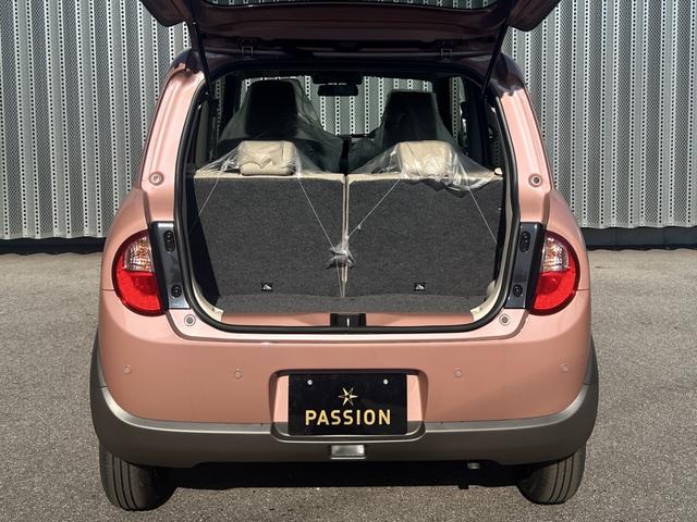 アルトラパン G 届出済未使用車 衝突被害軽減ブレーキ コーナーセンサー スマートキー シートヒーター 電動格納ドアミラー アイドリングストップ 横滑り防止機能 ベンチシート セキュリティアラーム マニュアルエアコン(11枚目)