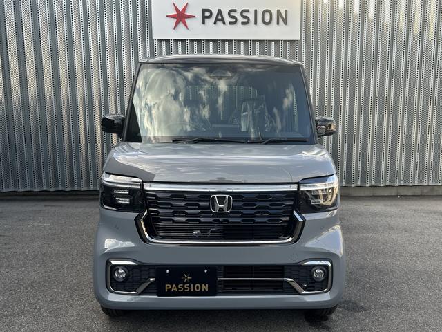 Ｎ－ＢＯＸカスタム コーディネートスタイル　届出済未使用車　両側電動スライドドア　衝突被害軽減ブレーキ　コーナーセンサー　スマートキー　アダクティブクルーズコントロール　ＬＥＤヘッドライト　フォグランプ　アルミホイール　シートヒーター（6枚目）