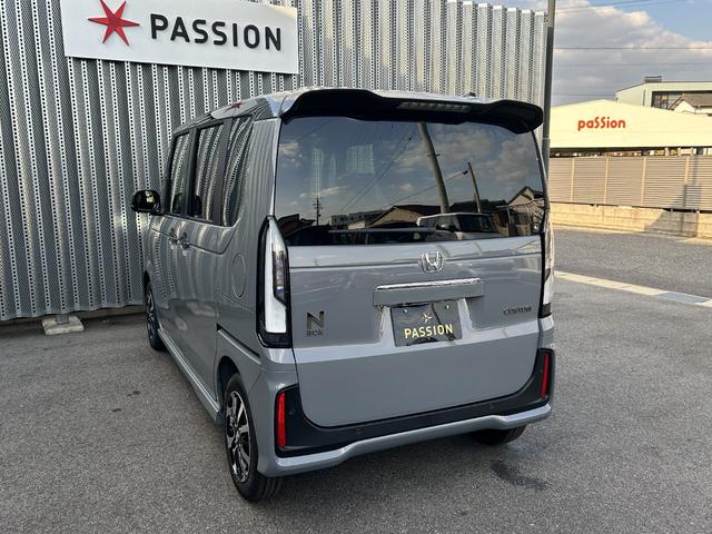 Ｎ－ＢＯＸカスタム コーディネートスタイル　届出済未使用車　両側電動スライドドア　衝突被害軽減ブレーキ　コーナーセンサー　スマートキー　アダクティブクルーズコントロール　ＬＥＤヘッドライト　フォグランプ　アルミホイール　シートヒーター（10枚目）