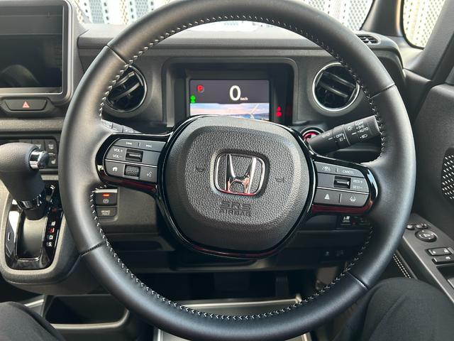 Ｎ－ＢＯＸカスタム コーディネートスタイル　届出済未使用車　両側電動スライドドア　衝突被害軽減ブレーキ　コーナーセンサー　スマートキー　アダクティブクルーズコントロール　ＬＥＤヘッドライト　フォグランプ　アルミホイール　シートヒーター（15枚目）