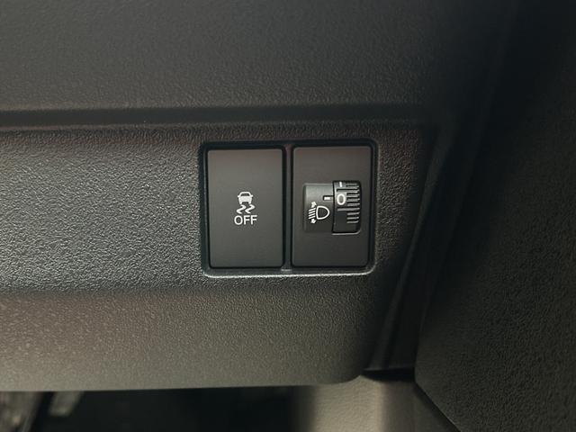 Ｎ－ＢＯＸカスタム コーディネートスタイル　届出済未使用車　両側電動スライドドア　衝突被害軽減ブレーキ　コーナーセンサー　スマートキー　アダクティブクルーズコントロール　ＬＥＤヘッドライト　フォグランプ　アルミホイール　シートヒーター（19枚目）