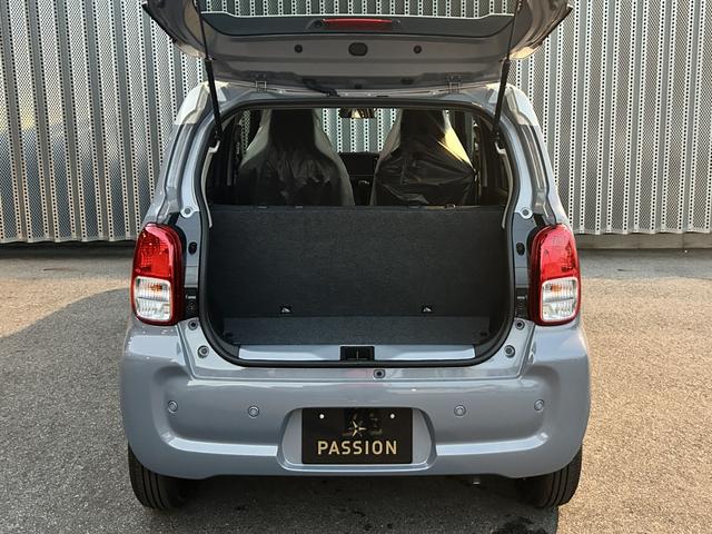 アルト ハイブリッドS 届出済未使用車 衝突被害軽減ブレーキ コーナーセンサー キーレスエントリー アイドリングストップ 横滑り防止機能 マニュアルエアコン 電動格納ドアミラー シートヒーター パワーウインドウ(11枚目)