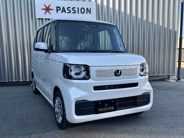 Ｎ－ＢＯＸ ベースグレード　届出済未使用車　片側電動スライドドア　衝突被害軽減ブレーキ　コーナーセンサー　アダクティブクルーズコントロール　スマートキー　チップアップシート　アイドリングストップ　ＬＥＤ　電動格納ドアミラー（7枚目）