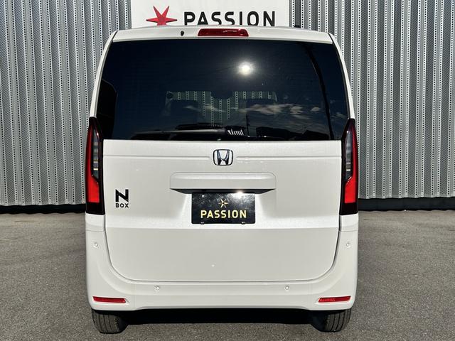 Ｎ－ＢＯＸ ベースグレード　届出済未使用車　片側電動スライドドア　衝突被害軽減ブレーキ　コーナーセンサー　アダクティブクルーズコントロール　スマートキー　チップアップシート　アイドリングストップ　ＬＥＤ　電動格納ドアミラー（9枚目）
