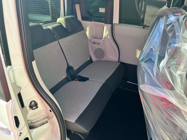 Ｎ－ＢＯＸ ベースグレード　届出済未使用車　片側電動スライドドア　衝突被害軽減ブレーキ　コーナーセンサー　アダクティブクルーズコントロール　スマートキー　チップアップシート　アイドリングストップ　ＬＥＤ　電動格納ドアミラー（21枚目）