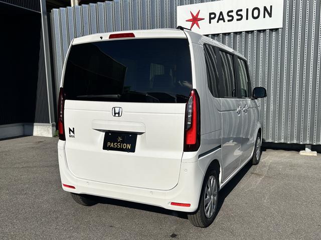 Ｎ－ＢＯＸ ベースグレード　届出済未使用車　片側電動スライドドア　衝突被害軽減ブレーキ　コーナーセンサー　アダクティブクルーズコントロール　スマートキー　チップアップシート　アイドリングストップ　ＬＥＤ　電動格納ドアミラー（8枚目）