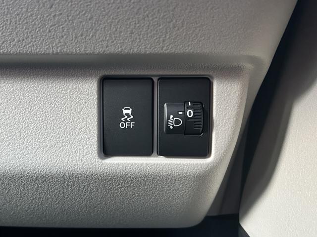 Ｎ－ＢＯＸ ベースグレード　届出済未使用車　片側電動スライドドア　衝突被害軽減ブレーキ　コーナーセンサー　アダクティブクルーズコントロール　スマートキー　チップアップシート　アイドリングストップ　ＬＥＤ　電動格納ドアミラー（17枚目）