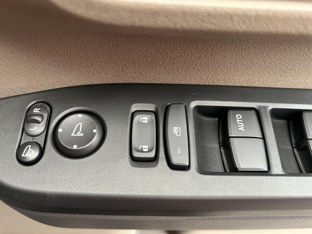 Ｎ－ＢＯＸジョイ ベースグレード　届出済未使用車　片側電動スライドドア　衝突被害軽減ブレーキ　コーナーセンサー　スマートキー　アイドリングストップ　バックカメラ　ＬＥＤヘッドライト　オートエアコン　アダクティブクルーズコントロール（21枚目）